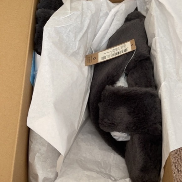 TOMS Susie Slipper discontinued cris crocs slides shoes Faux fur sandals NWT - Picture 6 of 6